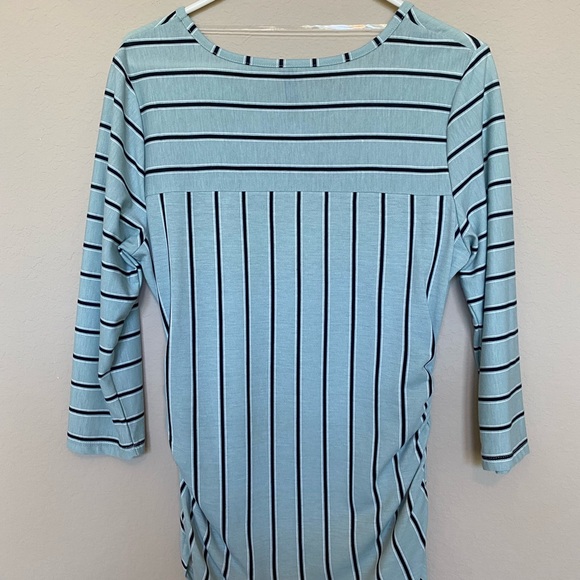 Massing Blue Stripe Slimming fit Blouse Size M - Picture 2 of 5
